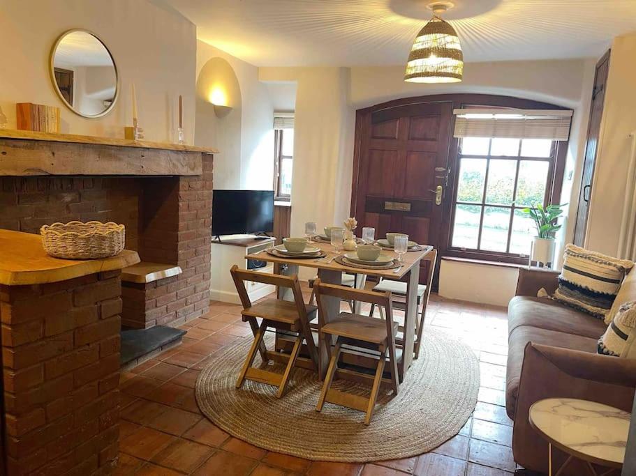 Carpenters Cottage Quirky Home Seaside Town Minehead Extérieur photo